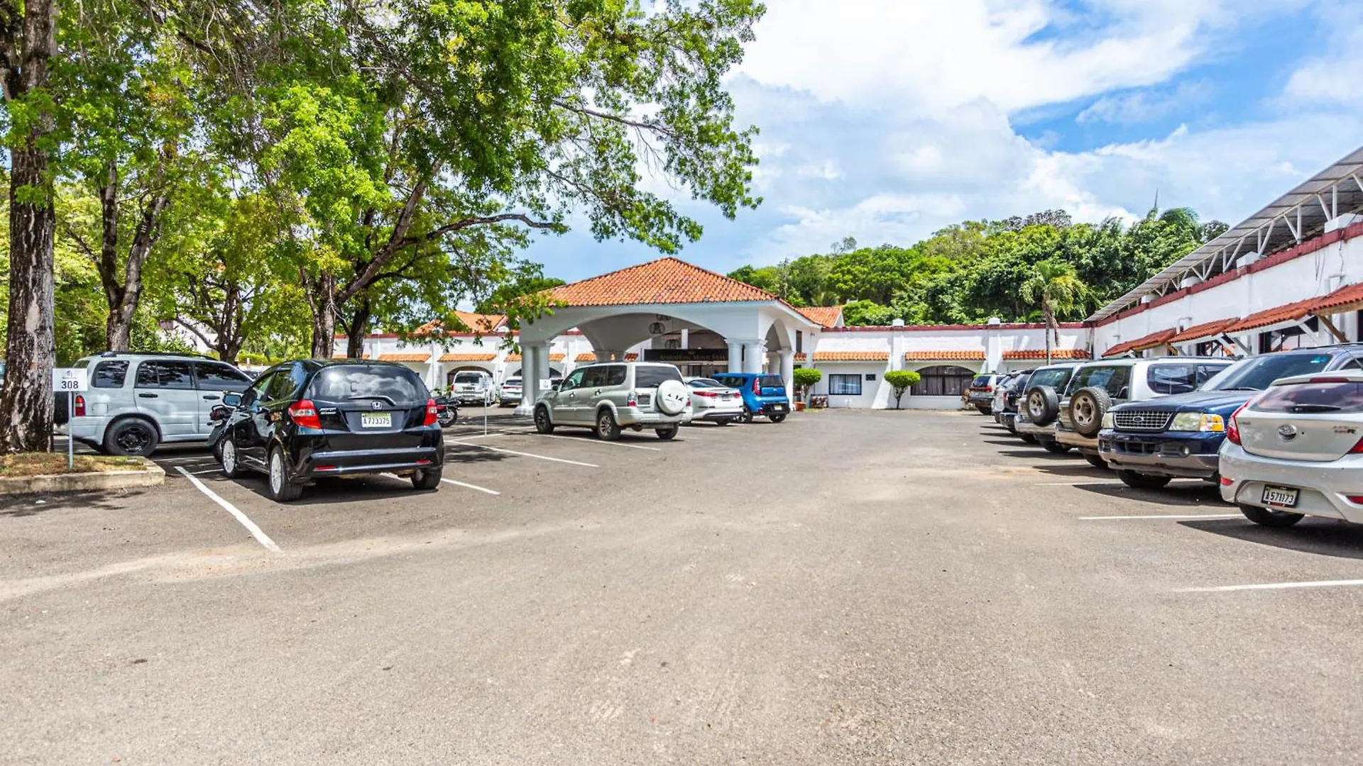 Monte Vista Apartments By Adp-Management! Sosúa